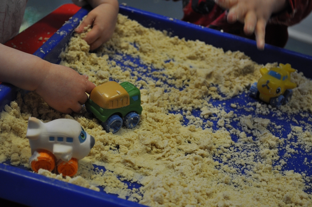 15 Messy Play Ideas For Under 2 s Early Years Careers